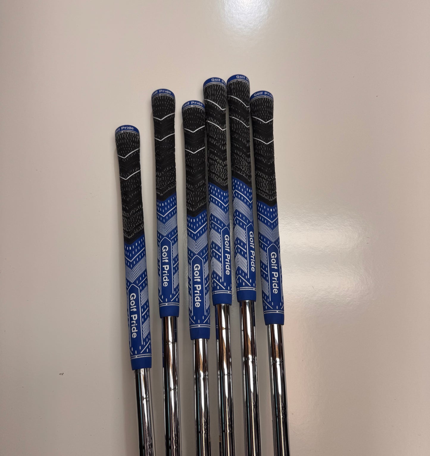 Wilson V4 FG Tour järnset