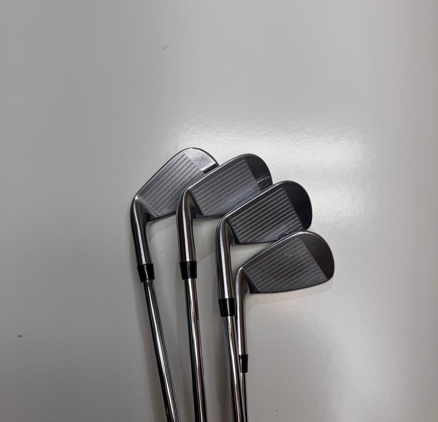 Titleist AP2 716 p-4 järnset