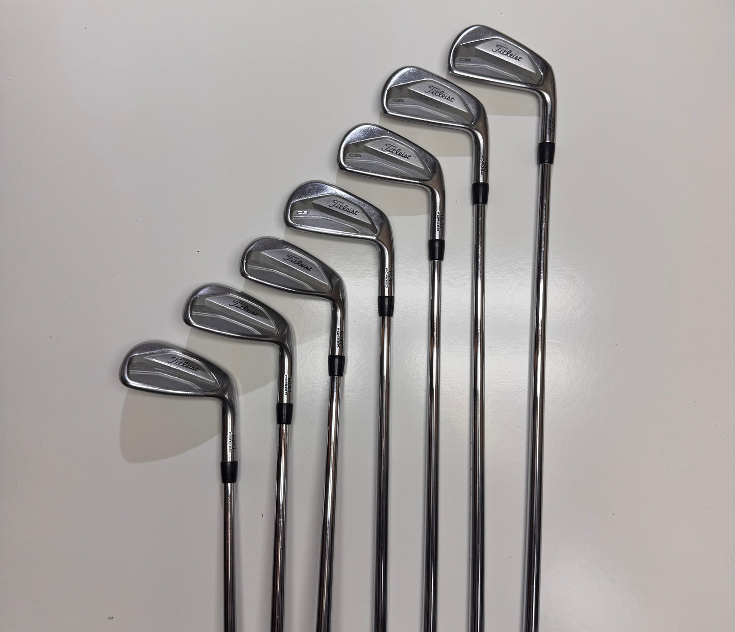 Titleist 620 CB / P-4 / X-Stiff