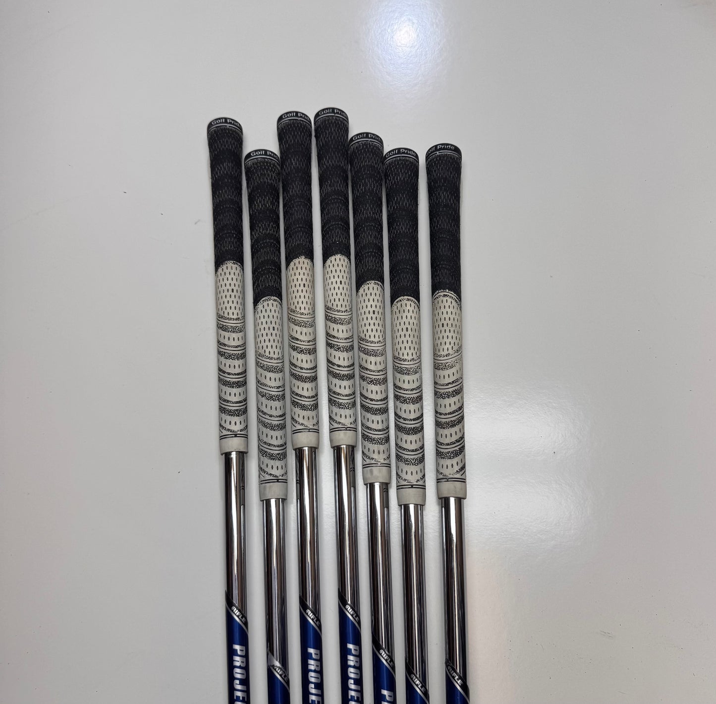 Titleist 620 CB / P-4 / X-Stiff